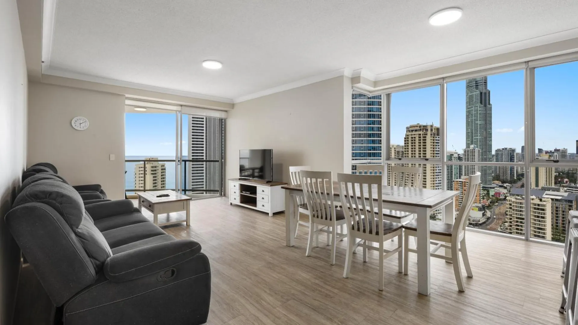 Chevron Renaissance - Private Apartments - Hosted By Coastal Letting Co. Gold Coast Avustralya