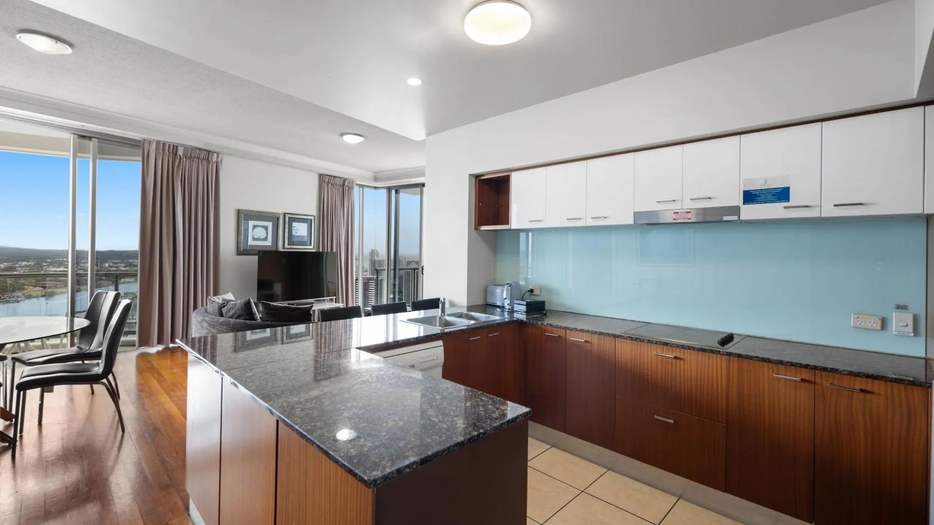 Chevron Renaissance - Private Apartments - Hosted By Coastal Letting Co. Gold Coast