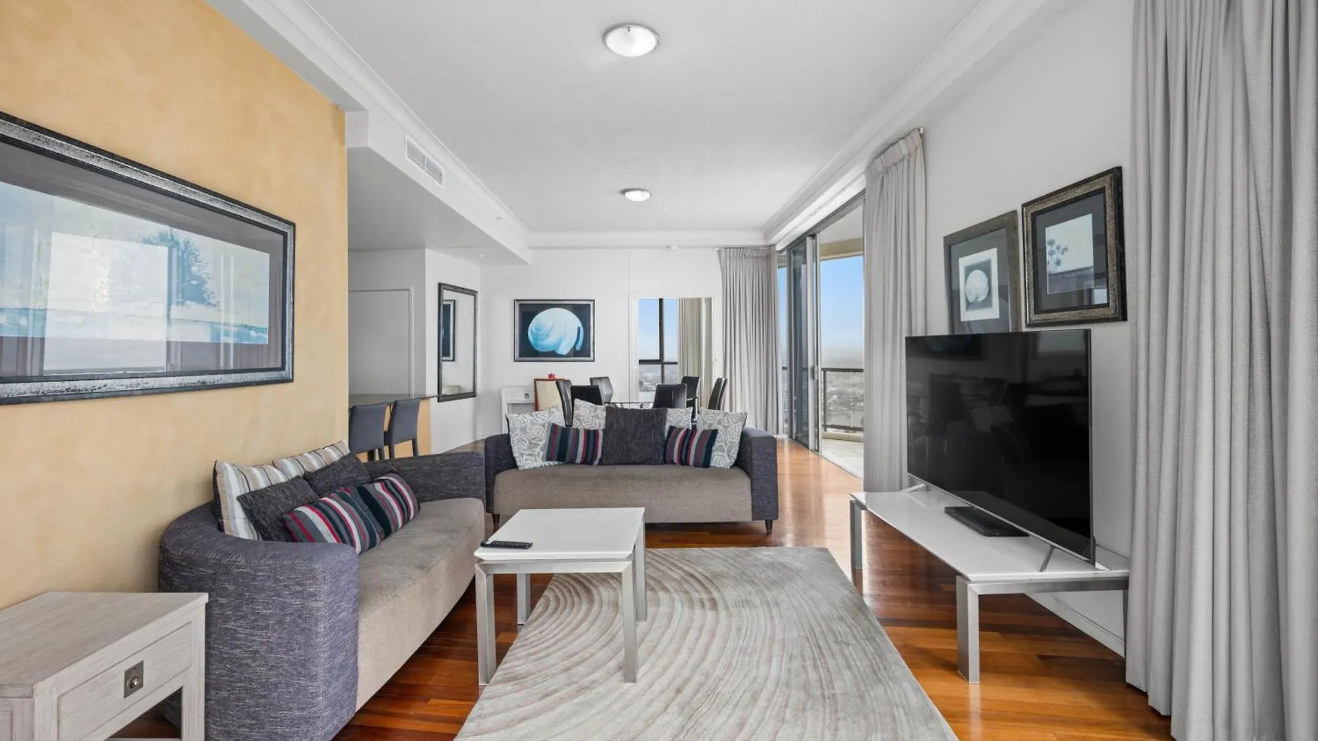 Chevron Renaissance - Private Apartments - Hosted By Coastal Letting Co. Gold Coast 0*,
