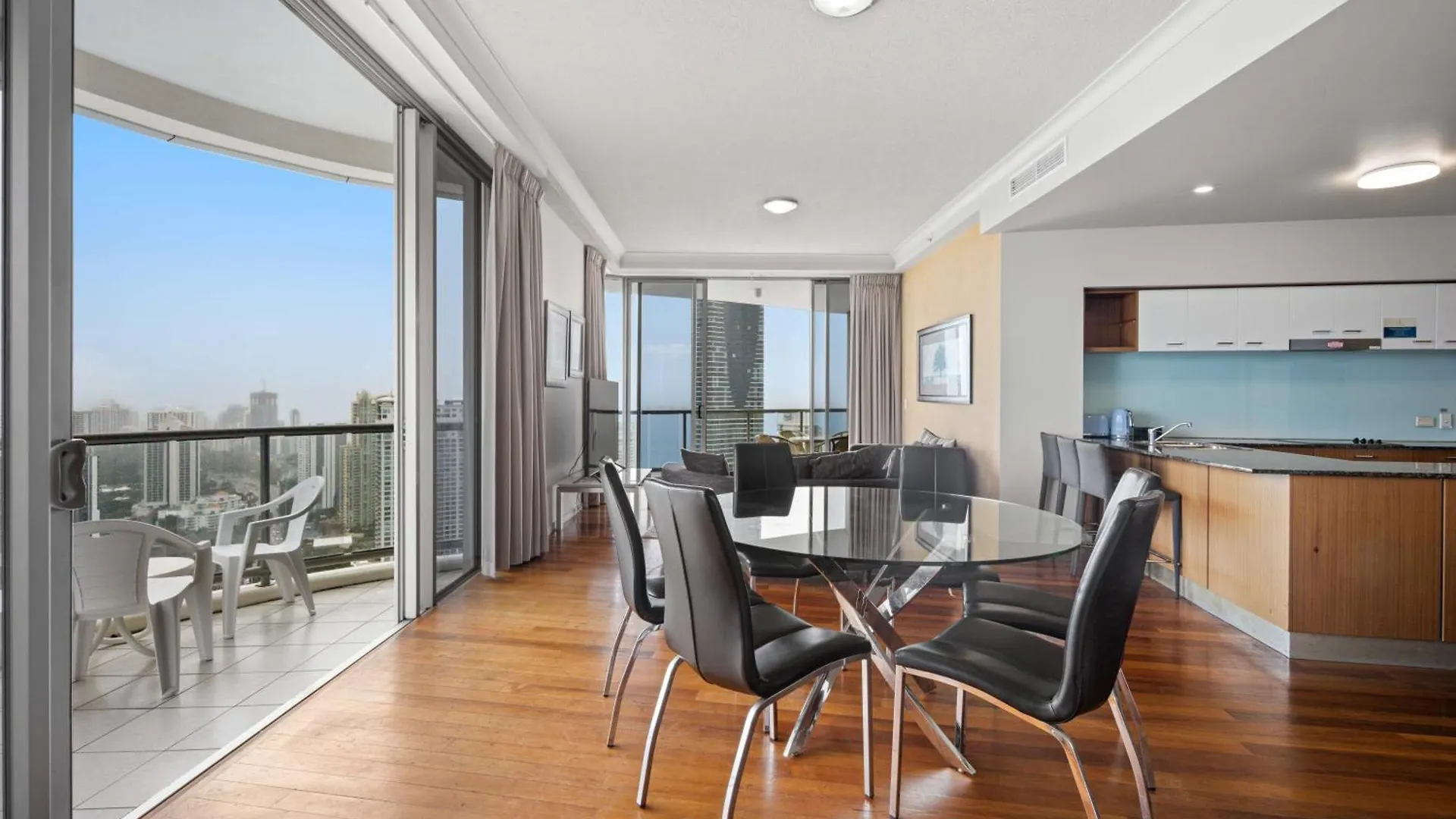 Chevron Renaissance - Private Apartments - Hosted By Coastal Letting Co. Gold Coast