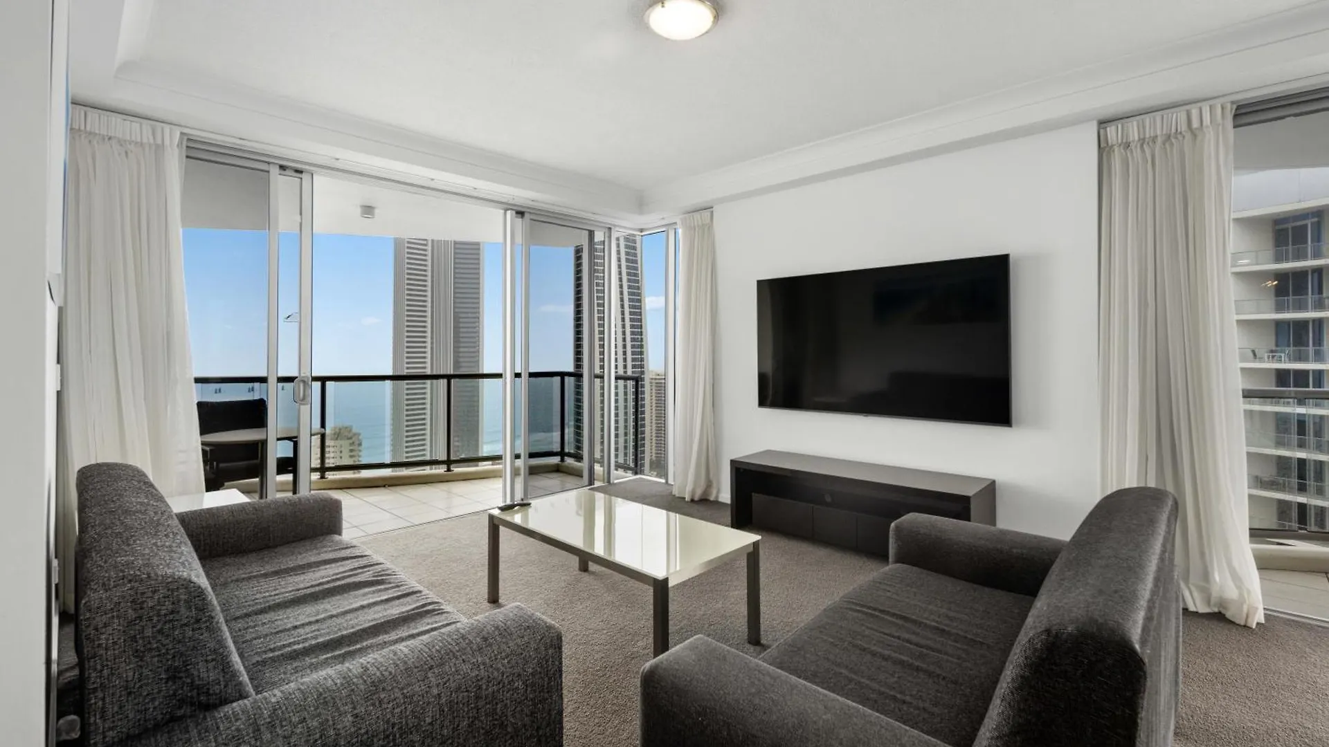 Chevron Renaissance - Private Apartments - Hosted By Coastal Letting Co. Gold Coast 0*,
