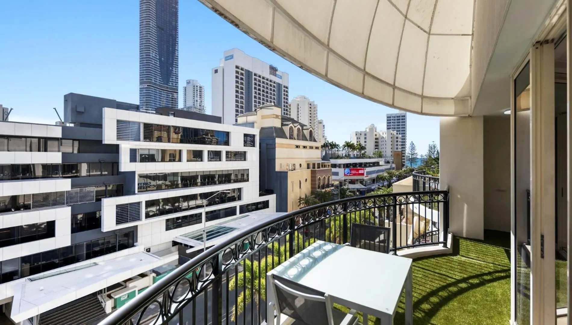 Chevron Renaissance - Private Apartments - Hosted By Coastal Letting Co. Gold Coast Australia