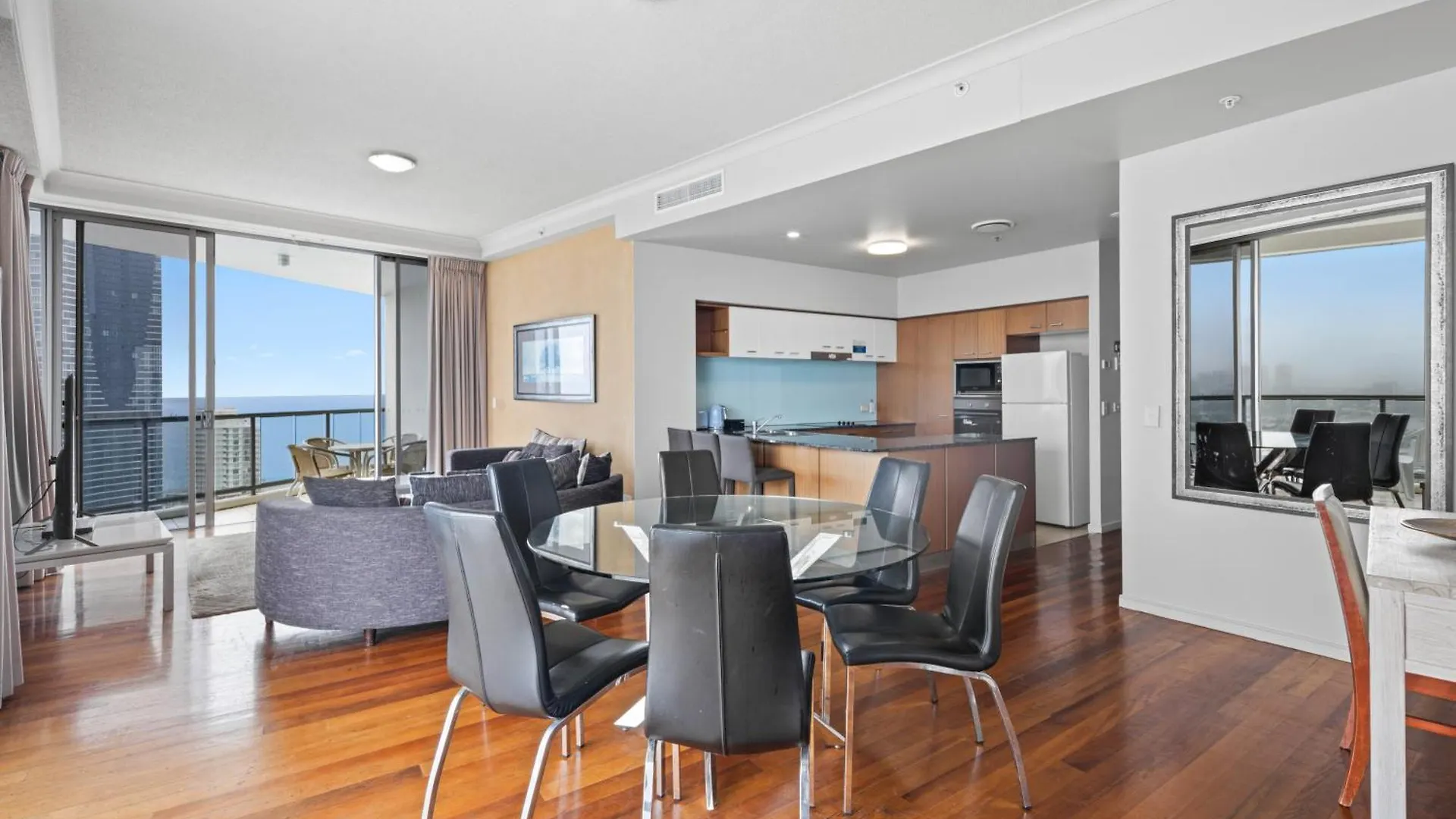 Chevron Renaissance - Private Apartments - Hosted By Coastal Letting Co. Gold Coast
