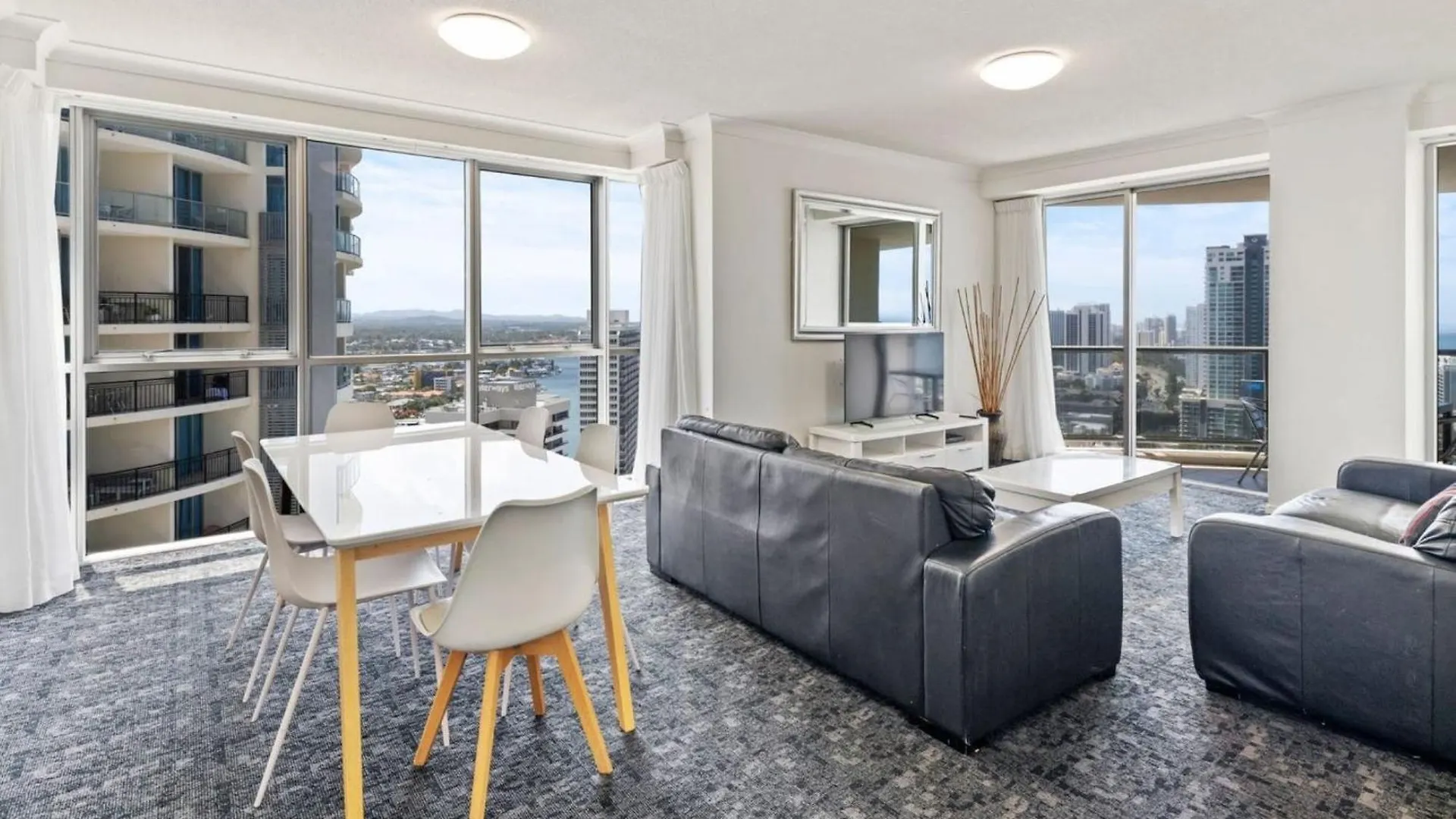 Chevron Renaissance - Private Apartments - Hosted By Coastal Letting Co. Gold Coast